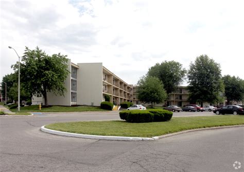 Crestwood Village North Rentals - Indianapolis, IN | Apartments.com