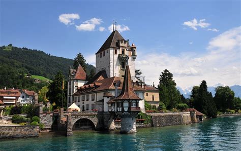 Ch Teau D Oberhofen Le Ch Teau D Oberhofen Avec Son Donjo Flickr