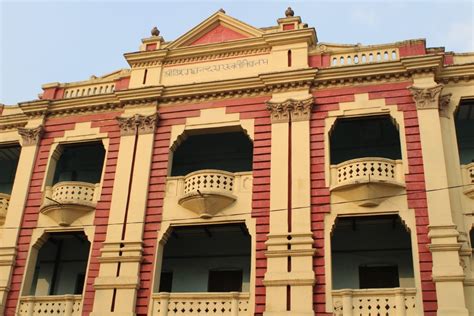 DAILY PHOTO: Kolkata Colonial Architecture | the !n(tro)verted yogi