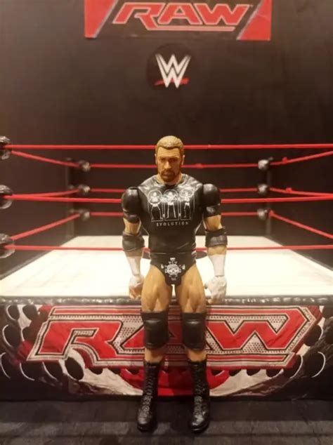 WWE TRIPLE H HHH Evolution Superstar Entrances Wrestling Figure MATTEL ...