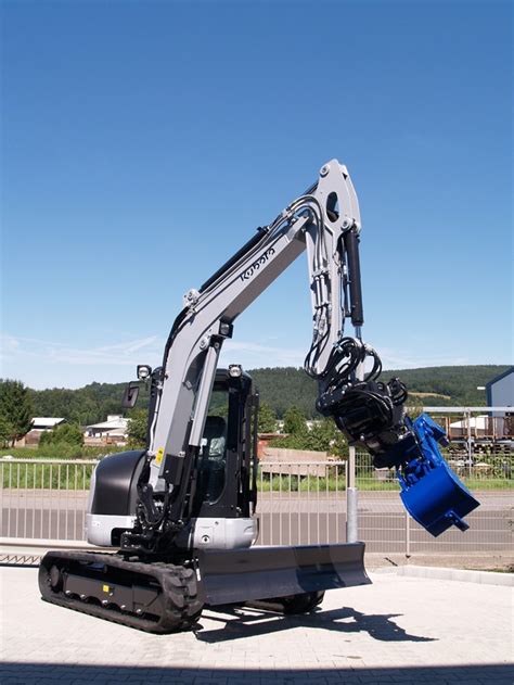 HKS TiltRotator TR K 60 Mit Lehnhoff HS03 Und Kubota U55 4 Landmaschinen