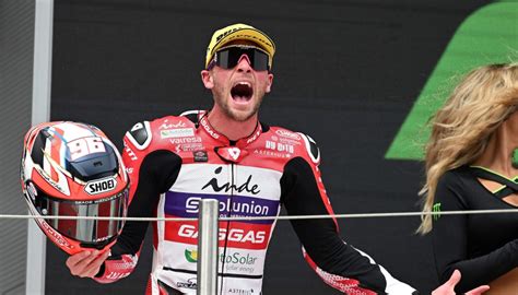 Moto2 Jake Dixon Wins In Barcelona Acosta Stretches Sportal Eu