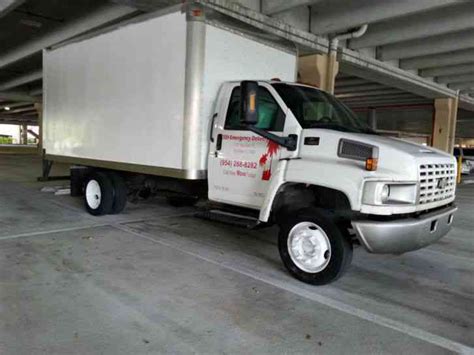 Chevrolet C4500 2003 Van Box Trucks