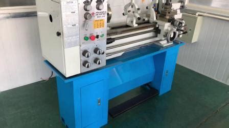 China Gap Bed Bench Metal Lathe Machine CZ1440A Mini Metal Turning