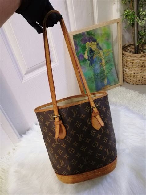 Vintage LV Mono Bucket Bag On Carousell