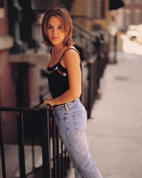 37 Hot Pictures Of Amy Jo Johnson The First Pink Ranger In Power