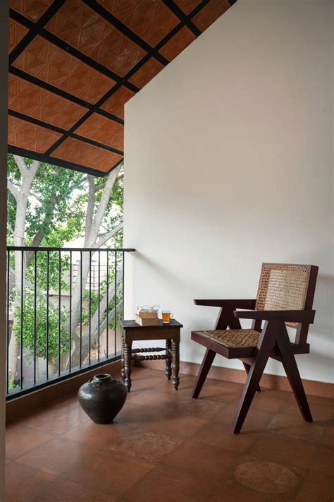 A Traditional Kerala Home Designed For Free Flowing Conversations And