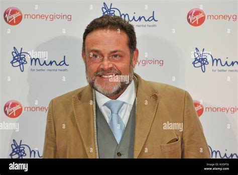 London Uk 13th Nov 2017 John Thomson Actor On The Red Carpet At