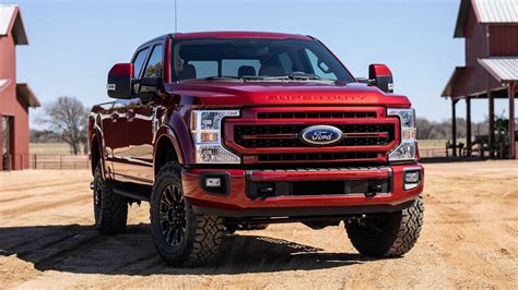 2022 Ford Super Duty Updated With New Tech, Styling Packages