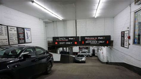 Parking Garage Barclays Center | Dandk Organizer