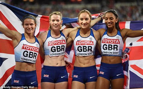 Great Britain Women Claim Silver Medal In X Relay Daily Mail Online