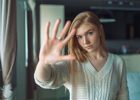 Wallpaper Women Blonde Portrait Blue Eyes Depth Of Field White