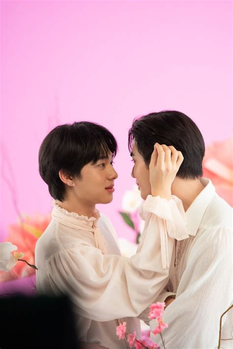 THEFACESHOP THAILAND On Twitter Cute Gay Couples Couple Poses Reference Couples
