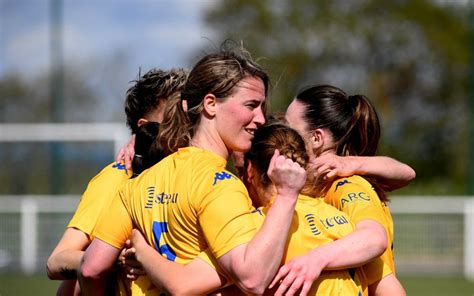 R2f Les Briochines Sont En R1 Après Leur Victoire Face à Langueux Foot Amateur Bretagne