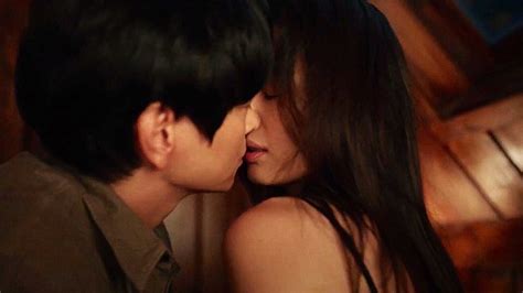 Review phim Sex Education mùa 3 Kịch bản vẫn lôi cuốn nhiều giá trị bài học cuộc sống ấm áp