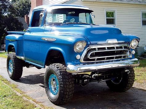 50 Best Images About Chevy And Gmc Trucks 4 X 4 1955 Thur 1959 On Pinterest Chevy 55