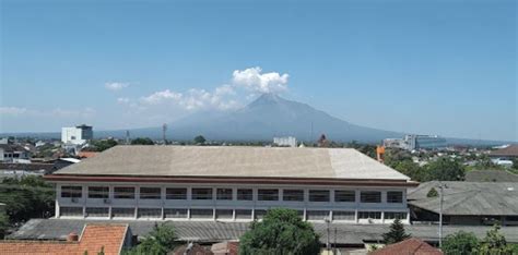 Pendaftaran PMB Universitas Sanata Dharma - Data Pendidikan