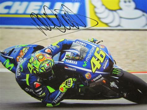 Valentino Rossi autograph on photo - Catawiki