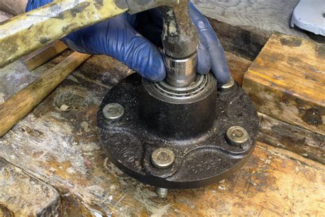 Maintaining Trailer Bearings Small Boats Magazine