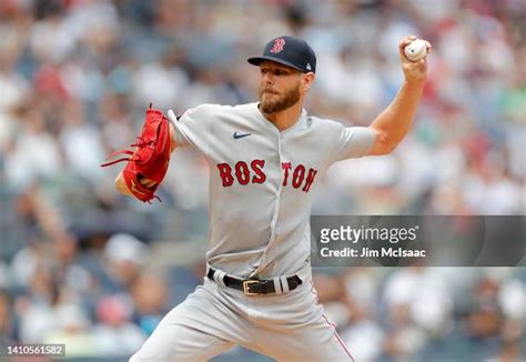 New York Yankees V Boston Red Sox Game One Photos And Premium High Res Pictures Getty Images