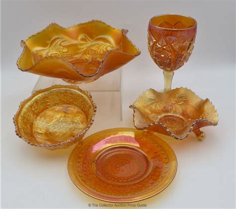 5 X Pieces Vintage Marigold Carnival Glass Small Fenton Bowl With Panther Pattern To Interior