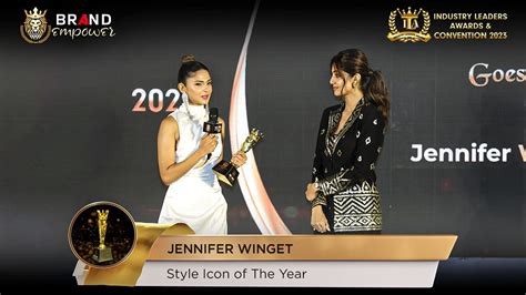 jennifer winget wins industry leaders awards   style icon