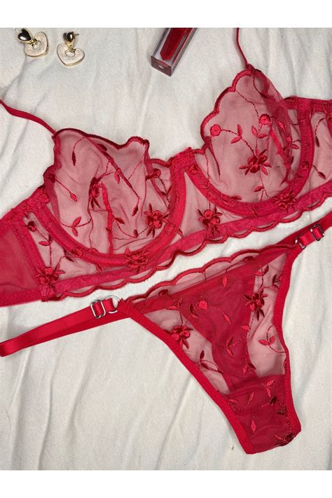 ROZENİN LINGERIE Yılbaşı Hediyesi Kırmızı Minik Çiçekli Balenli Kapsız Tül Sütyen Takımı SÜTYEN