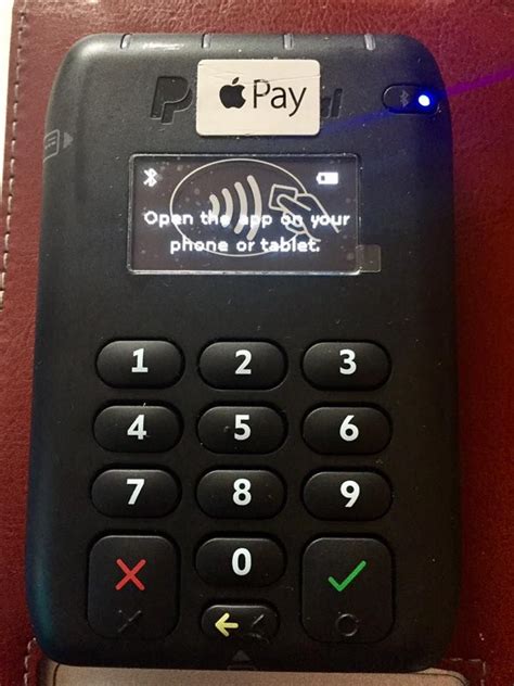 Paypal Here Chip And Pin Card Reader Apple Pay Mobile Credit Card