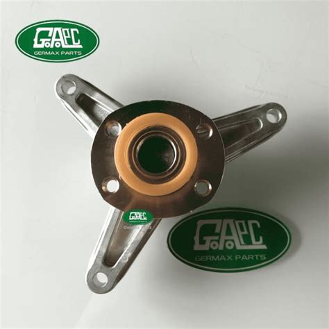 Engine Cooling Fan Pulley Bracket LR121782 - Land Rover & Jaguar Parts ...