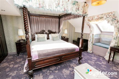 Clontarf Castle Hotel - The King Suite at the Clontarf Castle Hotel ...