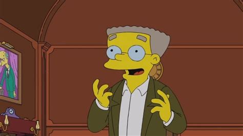 Los Simpson la INCREÍBLE razón por la que Smithers dejó de ser negro