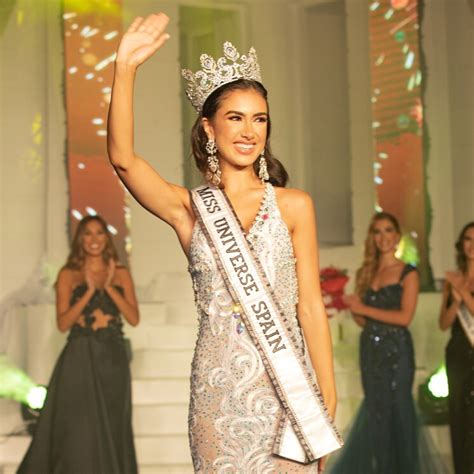 La Modelo Vasca Sarah Loinaz Elegida Miss Universo España En Una Gala