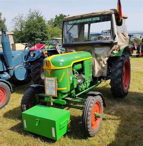 =Deutz F2L612, Bj. 1958, 18 PS, steht beim Köhlerfest in Bad Orb, 06 ...