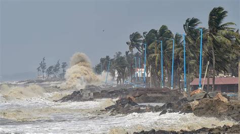 Low Pressure Area Over Bay Of Bengal Likely To Intensify Into Cyclonic