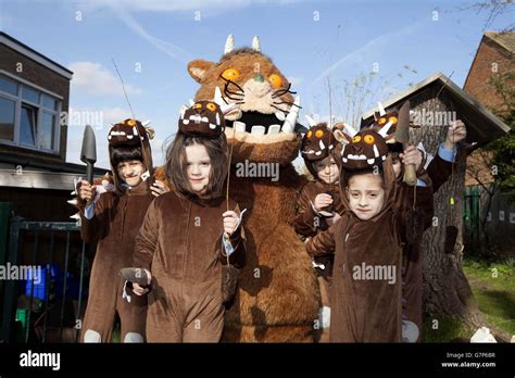 One Million Tree Pledge Campaign Stock Photo Alamy