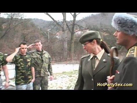 Militar Chick Consigue Soldados Cum Xvideos