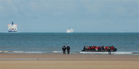 Naufrage Migratoire Dans La Manche Six Morts Jusqu Deux Disparus