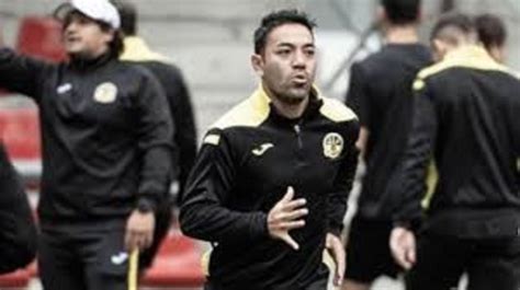 Marco Fabián compró equipo en Europa puso a su papá como DT y ya lo