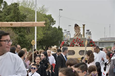 Punta Umbr A Inicia Su Semana Santa Con La Procesi N Infantil Del