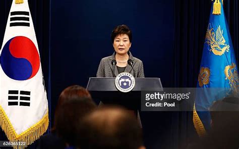 South Korean President Park Geun Hye Addresses Nation On Scandal Photos