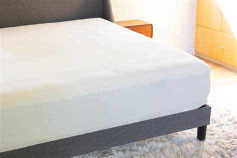 Organic Cotton Mattress Protector | Non-Toxic Certified - LeafScore Essentials – LeafScore ...