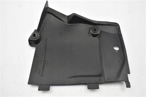 OSŁONA PODWOZIA PRAWA 8W0825202 AUDI A4 B9 A5 F5 12319770585