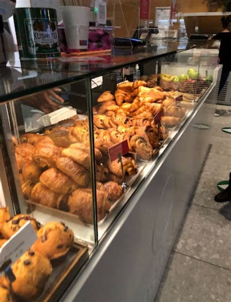 Naked à Le Mesnil Amelot menu et photos