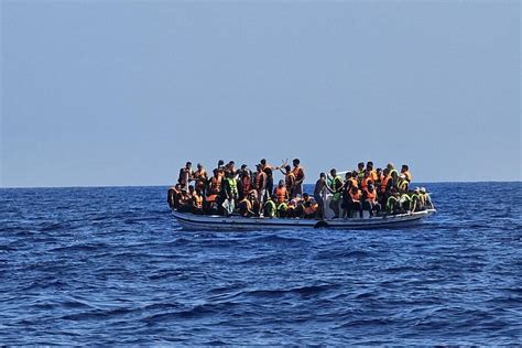 Plus de 2 500 migrants morts ou disparus en Méditerranée depuis le