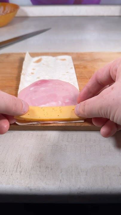 Очень вкусно, быстро и просто. Конвертик с сыром и ветчиной - YouTube