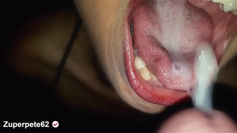 Latina Caliente Le Encanta El Semen En La Boca XNXX