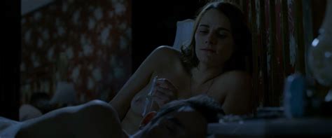 Nude Video Celebs Barbara Ruiz Tagle Nude Annie Fink Nude Calzones Rotos