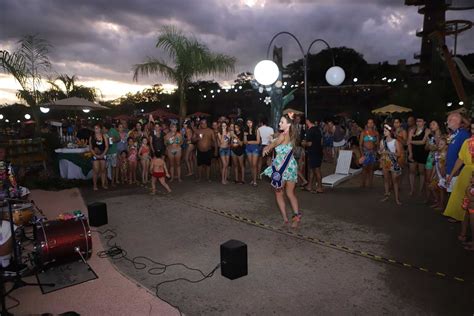 Luau No Praia