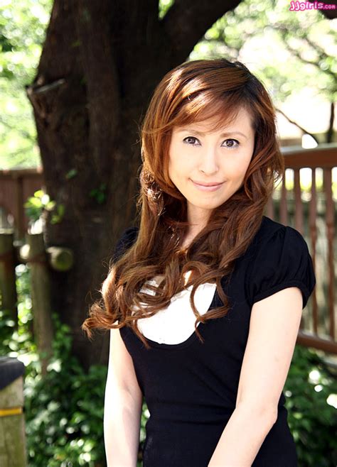 JapaneseBeauties Hiromi Osaki jav model Free JavIdol nude picture gallery 大崎裕美 AV女優ギャラリー 無修正エロ画像