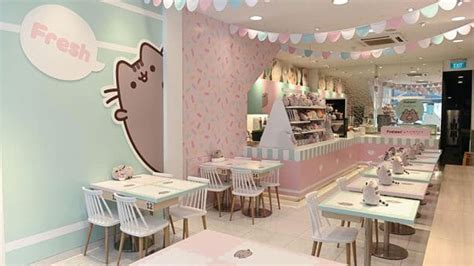 World S First Pusheen Café Is Here Goats On Road